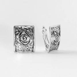 Ezüst klipszes fülbevalók