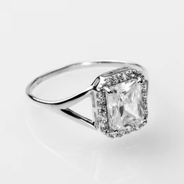 14karátos fehér arany gyűrű cirkónia kővel