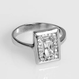 Ezüst női gyűrű cirkónia kővel